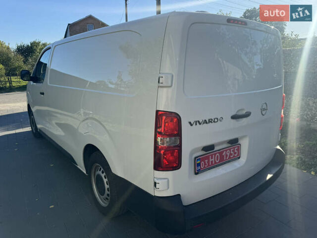 Білий Опель Vivaro-e, об'ємом двигуна 0 л та пробігом 11 тис. км за 19999 $, фото 5 на Automoto.ua