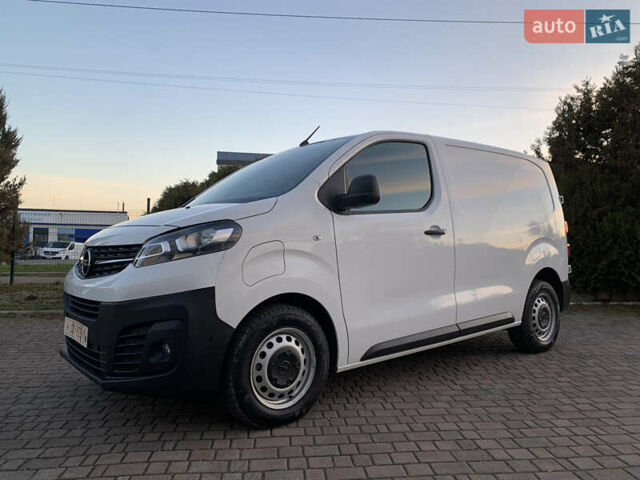 Белый Опель Vivaro-e, объемом двигателя 0 л и пробегом 27 тыс. км за 18700 $, фото 21 на Automoto.ua
