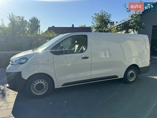 Білий Опель Vivaro-e, об'ємом двигуна 0 л та пробігом 11 тис. км за 19999 $, фото 8 на Automoto.ua