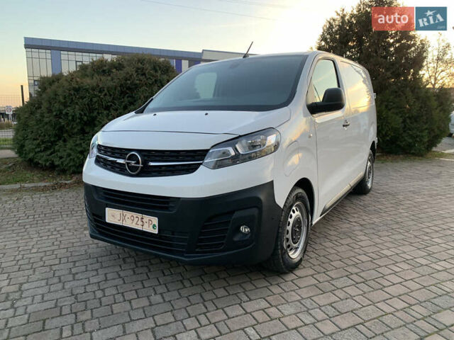 Белый Опель Vivaro-e, объемом двигателя 0 л и пробегом 27 тыс. км за 18700 $, фото 22 на Automoto.ua