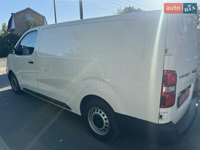 Білий Опель Vivaro-e, об'ємом двигуна 0 л та пробігом 11 тис. км за 19999 $, фото 6 на Automoto.ua