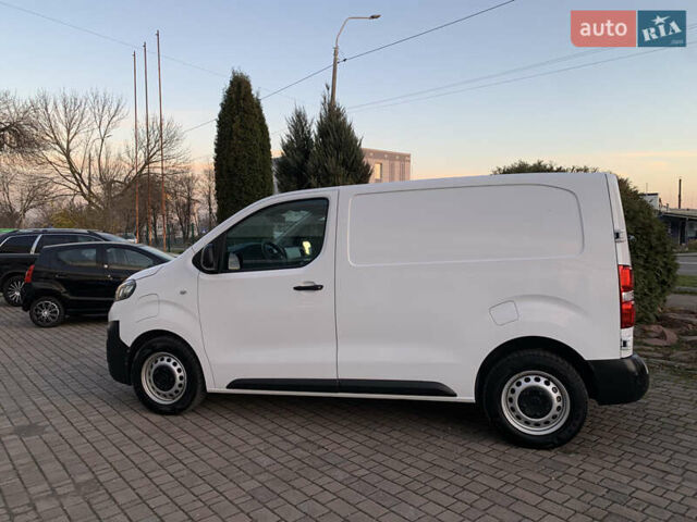 Белый Опель Vivaro-e, объемом двигателя 0 л и пробегом 27 тыс. км за 18700 $, фото 16 на Automoto.ua