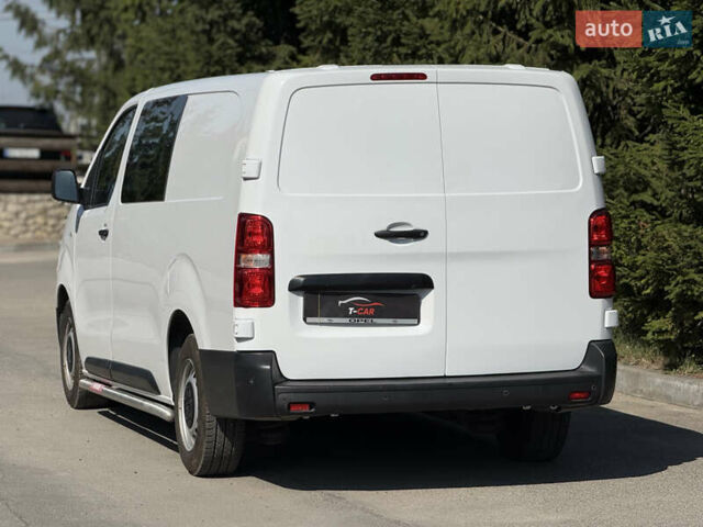 Белый Опель Vivaro-e, объемом двигателя 0 л и пробегом 17 тыс. км за 23900 $, фото 14 на Automoto.ua