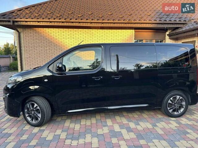 Черный Опель Vivaro-e, объемом двигателя 0 л и пробегом 60 тыс. км за 24750 $, фото 2 на Automoto.ua
