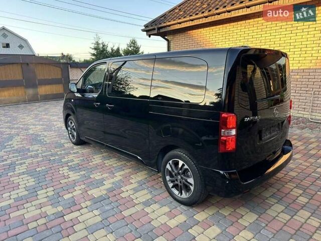 Черный Опель Vivaro-e, объемом двигателя 0 л и пробегом 60 тыс. км за 24750 $, фото 3 на Automoto.ua