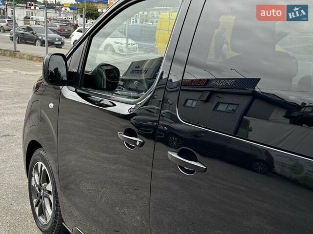 Черный Опель Vivaro-e, объемом двигателя 0 л и пробегом 32 тыс. км за 31500 $, фото 22 на Automoto.ua