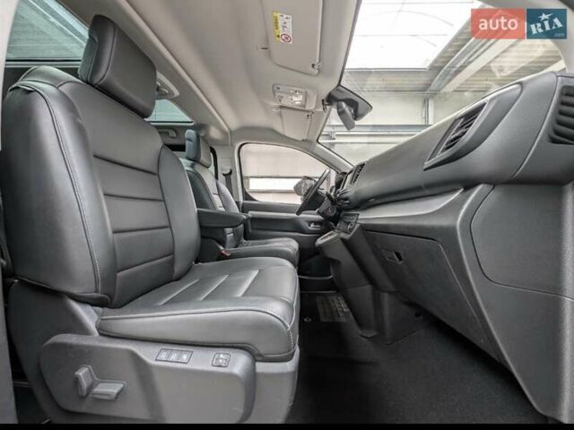 Опель Vivaro-e, объемом двигателя 0 л и пробегом 30 тыс. км за 25850 $, фото 6 на Automoto.ua