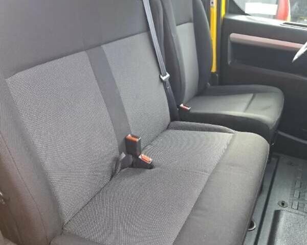 Жовтий Опель Vivaro-e, об'ємом двигуна 0 л та пробігом 71 тис. км за 13400 $, фото 12 на Automoto.ua