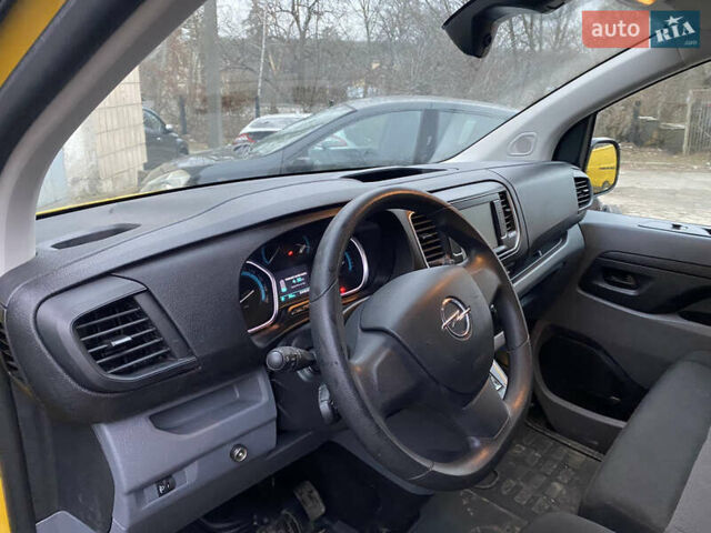 Жовтий Опель Vivaro-e, об'ємом двигуна 0 л та пробігом 47 тис. км за 17950 $, фото 4 на Automoto.ua