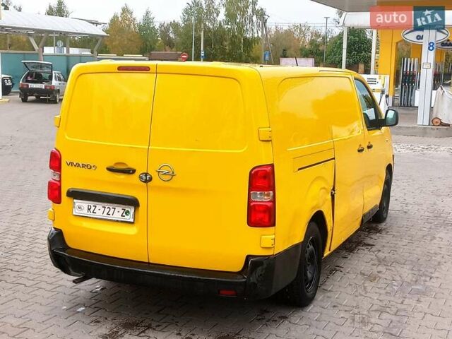 Желтый Опель Vivaro-e, объемом двигателя 0 л и пробегом 104 тыс. км за 15800 $, фото 18 на Automoto.ua