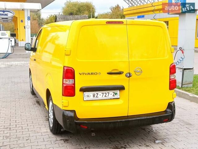 Желтый Опель Vivaro-e, объемом двигателя 0 л и пробегом 104 тыс. км за 15800 $, фото 20 на Automoto.ua