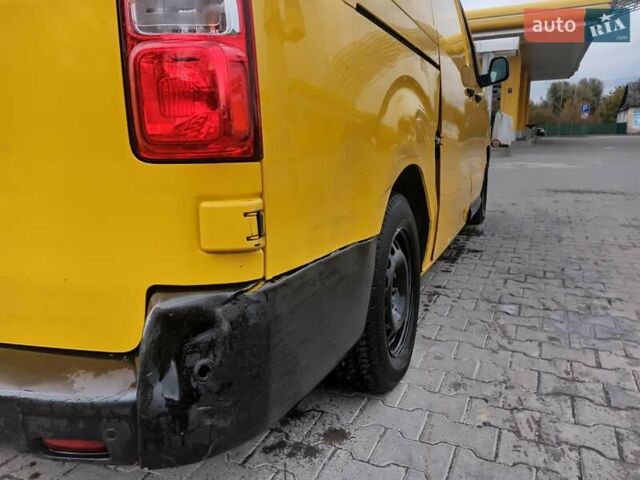 Желтый Опель Vivaro-e, объемом двигателя 0 л и пробегом 104 тыс. км за 15800 $, фото 26 на Automoto.ua