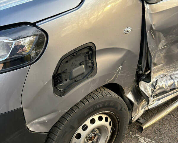 Сірий Опель Vivaro-e, об'ємом двигуна 0 л та пробігом 41 тис. км за 20900 $, фото 8 на Automoto.ua