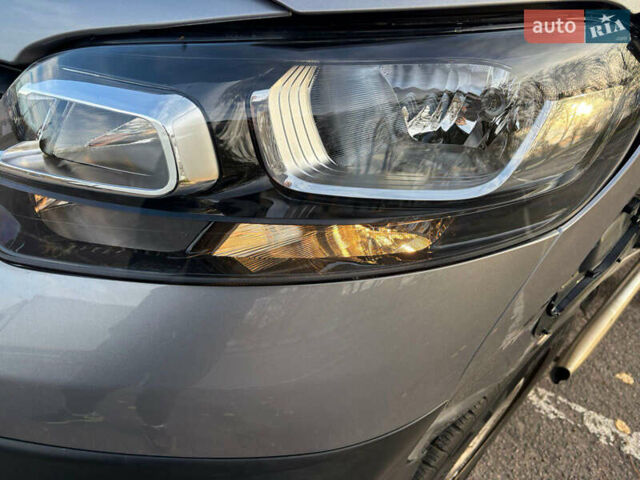 Сірий Опель Vivaro-e, об'ємом двигуна 0 л та пробігом 41 тис. км за 20900 $, фото 16 на Automoto.ua