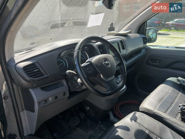 Сірий Опель Vivaro-e, об'ємом двигуна 0 л та пробігом 100 тис. км за 12500 $, фото 8 на Automoto.ua