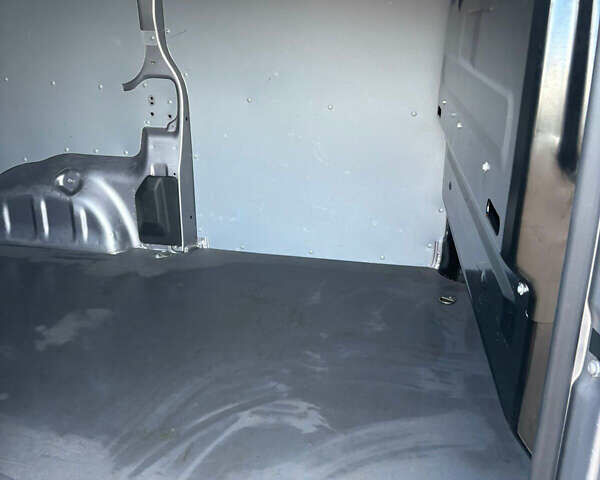 Сірий Опель Vivaro-e, об'ємом двигуна 0 л та пробігом 41 тис. км за 20900 $, фото 20 на Automoto.ua