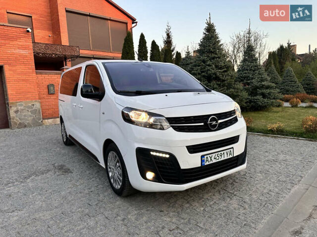 Белый Опель Zafira Life, объемом двигателя 0 л и пробегом 21 тыс. км за 22500 $, фото 3 на Automoto.ua