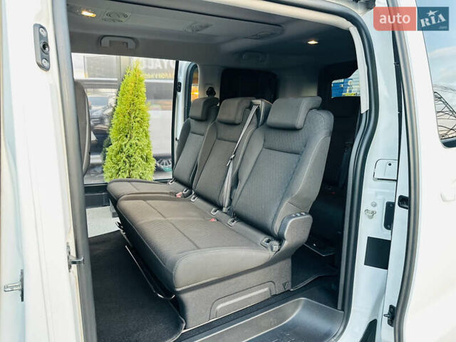 Белый Опель Zafira Life, объемом двигателя 0 л и пробегом 21 тыс. км за 23200 $, фото 15 на Automoto.ua