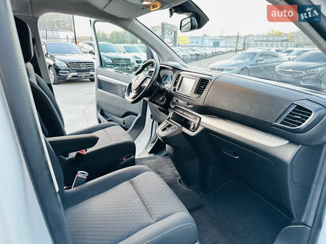 Белый Опель Zafira Life, объемом двигателя 0 л и пробегом 21 тыс. км за 23200 $, фото 21 на Automoto.ua