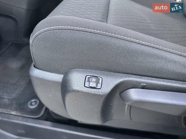 Белый Опель Zafira Life, объемом двигателя 0 л и пробегом 21 тыс. км за 22500 $, фото 21 на Automoto.ua