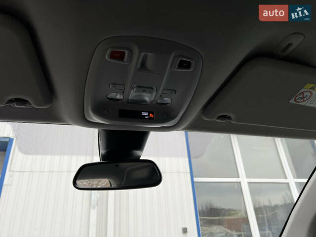 Белый Опель Zafira Life, объемом двигателя 0 л и пробегом 45 тыс. км за 28800 $, фото 36 на Automoto.ua