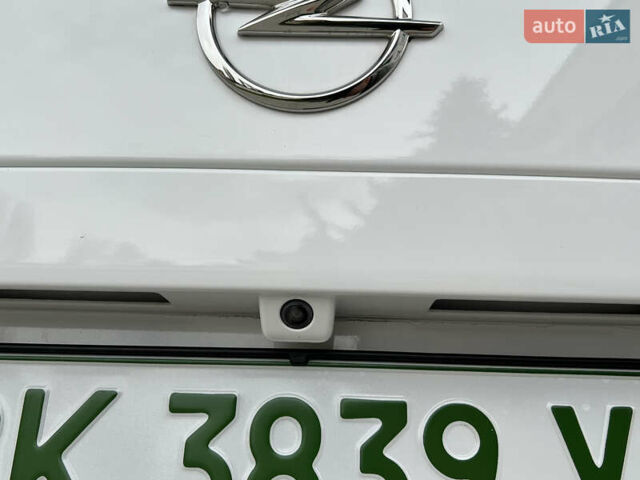 Белый Опель Zafira Life, объемом двигателя 0 л и пробегом 45 тыс. км за 28800 $, фото 44 на Automoto.ua