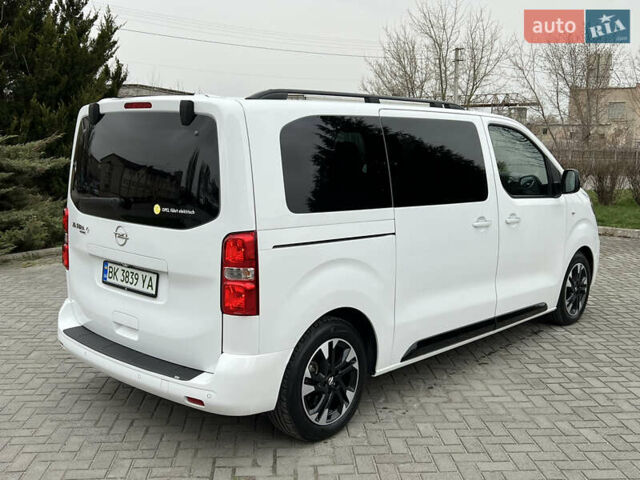 Белый Опель Zafira Life, объемом двигателя 0 л и пробегом 45 тыс. км за 28800 $, фото 5 на Automoto.ua
