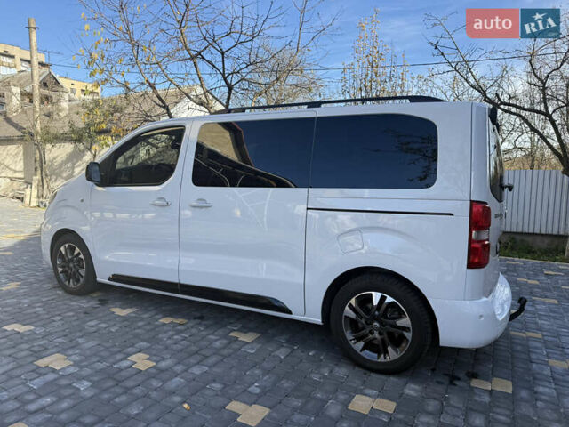 Білий Опель Zafira Life, об'ємом двигуна 0 л та пробігом 43 тис. км за 29500 $, фото 3 на Automoto.ua