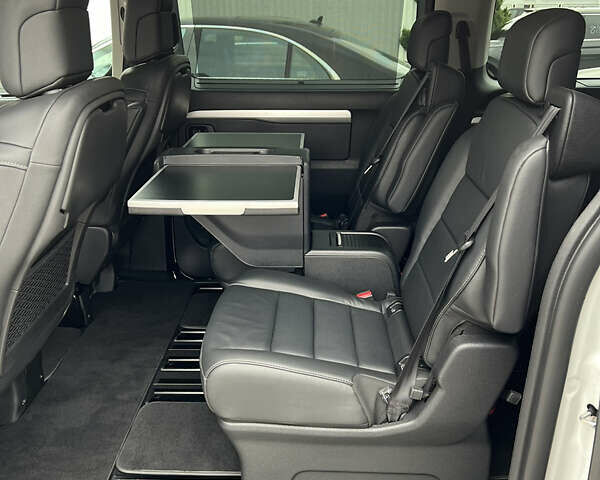 Белый Опель Zafira Life, объемом двигателя 0 л и пробегом 45 тыс. км за 28800 $, фото 25 на Automoto.ua