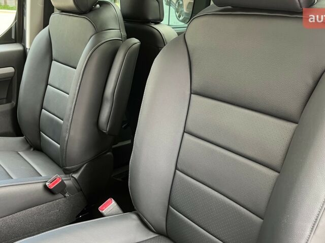 купити нове авто Опель Zafira Life 2025 року від офіційного дилера OPEL VIPOS Опель фото