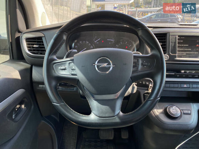 Серый Опель Zafira Life, объемом двигателя 2 л и пробегом 80 тыс. км за 34900 $, фото 17 на Automoto.ua