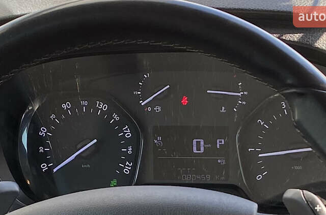 Серый Опель Zafira Life, объемом двигателя 2 л и пробегом 80 тыс. км за 34900 $, фото 28 на Automoto.ua