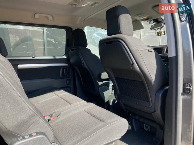 Серый Опель Zafira Life, объемом двигателя 2 л и пробегом 80 тыс. км за 34900 $, фото 13 на Automoto.ua