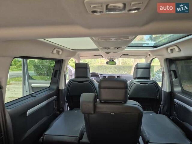 Серый Опель Zafira Life, объемом двигателя 2 л и пробегом 200 тыс. км за 25999 $, фото 89 на Automoto.ua