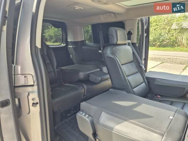 Серый Опель Zafira Life, объемом двигателя 2 л и пробегом 200 тыс. км за 25999 $, фото 64 на Automoto.ua
