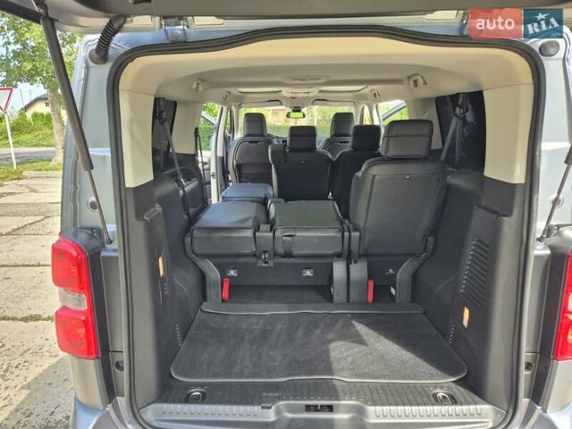 Серый Опель Zafira Life, объемом двигателя 2 л и пробегом 200 тыс. км за 25999 $, фото 71 на Automoto.ua