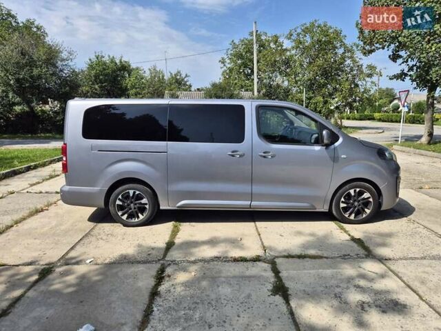 Серый Опель Zafira Life, объемом двигателя 2 л и пробегом 200 тыс. км за 25999 $, фото 20 на Automoto.ua