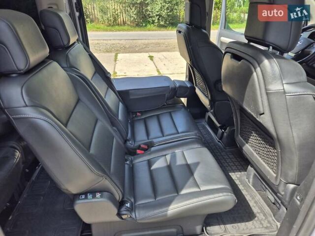 Серый Опель Zafira Life, объемом двигателя 2 л и пробегом 200 тыс. км за 25999 $, фото 60 на Automoto.ua