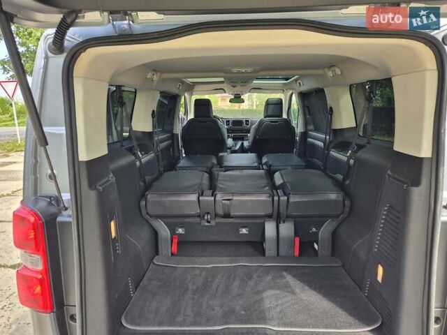 Серый Опель Zafira Life, объемом двигателя 2 л и пробегом 226 тыс. км за 24999 $, фото 86 на Automoto.ua