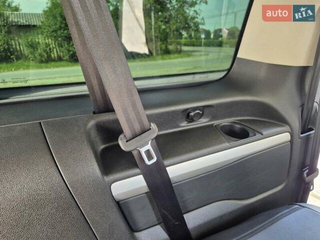 Серый Опель Zafira Life, объемом двигателя 2 л и пробегом 226 тыс. км за 24999 $, фото 68 на Automoto.ua