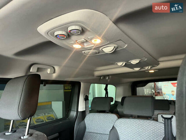 Сірий Опель Zafira Life, об'ємом двигуна 2 л та пробігом 1 тис. км за 46285 $, фото 7 на Automoto.ua