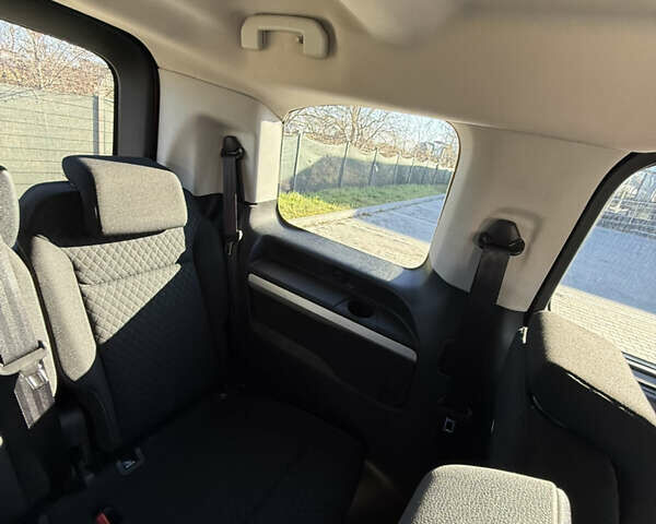 Помаранчевий Опель Zafira Life, об'ємом двигуна 2 л та пробігом 15 тис. км за 26000 $, фото 37 на Automoto.ua