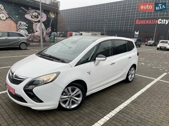 Білий Опель Zafira Tourer, об'ємом двигуна 2 л та пробігом 187 тис. км за 9450 $, фото 57 на Automoto.ua