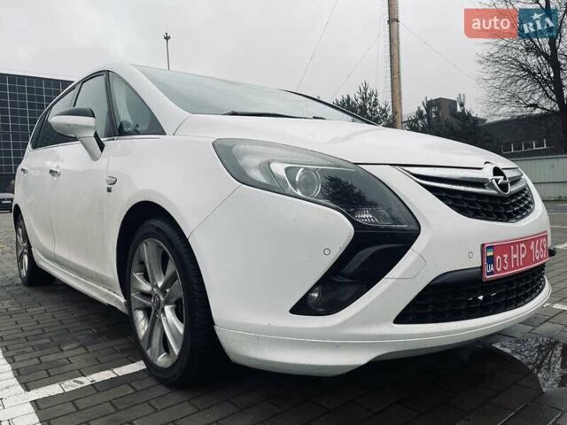Белый Опель Zafira Tourer, объемом двигателя 2 л и пробегом 187 тыс. км за 9850 $, фото 21 на Automoto.ua