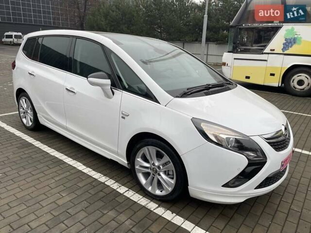 Білий Опель Zafira Tourer, об'ємом двигуна 2 л та пробігом 187 тис. км за 9450 $, фото 67 на Automoto.ua
