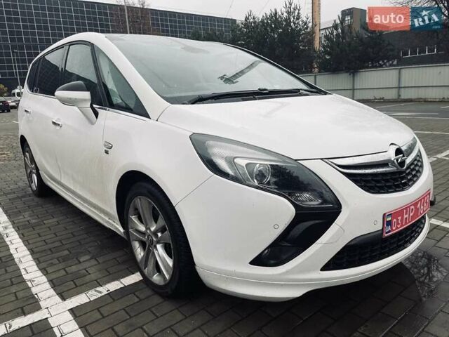 Белый Опель Zafira Tourer, объемом двигателя 2 л и пробегом 187 тыс. км за 9850 $, фото 22 на Automoto.ua