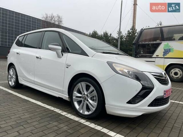 Білий Опель Zafira Tourer, об'ємом двигуна 2 л та пробігом 187 тис. км за 9450 $, фото 66 на Automoto.ua