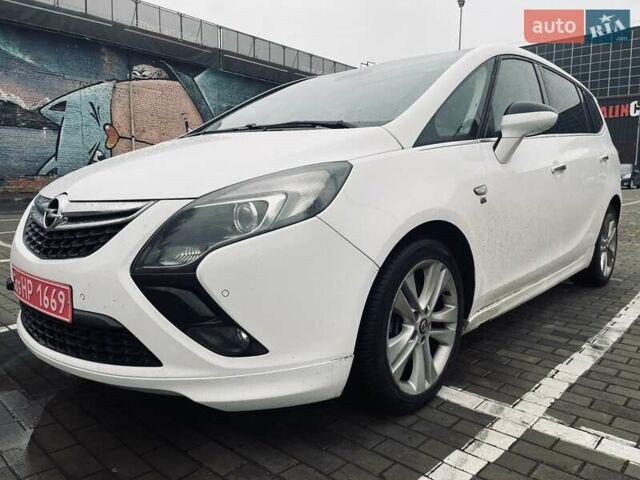 Белый Опель Zafira Tourer, объемом двигателя 2 л и пробегом 187 тыс. км за 9850 $, фото 25 на Automoto.ua