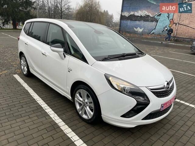 Білий Опель Zafira Tourer, об'ємом двигуна 2 л та пробігом 187 тис. км за 9450 $, фото 72 на Automoto.ua