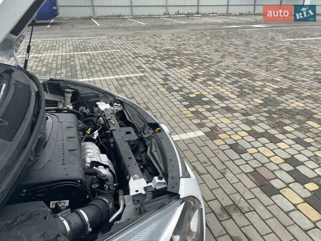 Белый Опель Zafira Tourer, объемом двигателя 2 л и пробегом 187 тыс. км за 9450 $, фото 76 на Automoto.ua